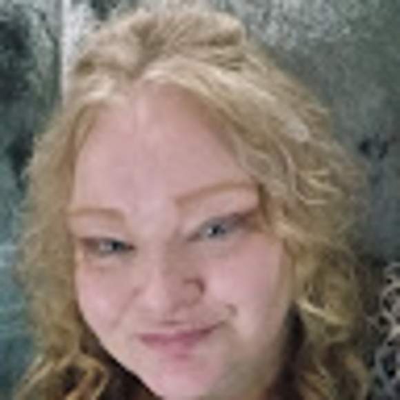 Meet your Posher, Tina - Picture 1 of 1